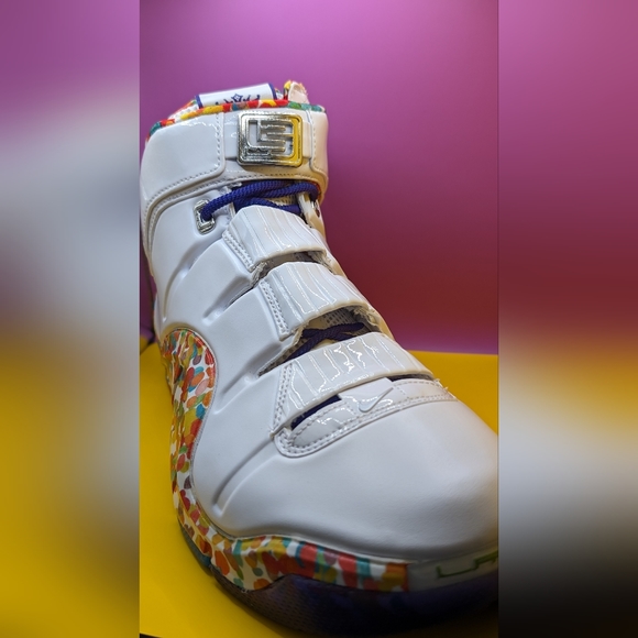 Size 10 W, 8.5 M - Nike Zoom LeBron 4 2024 Fruity Pebbles DQ9310-100 - Picture 13 of 15